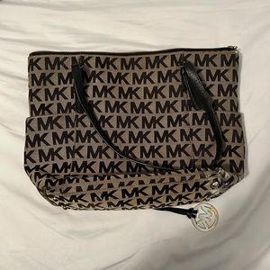 Michael kours purse